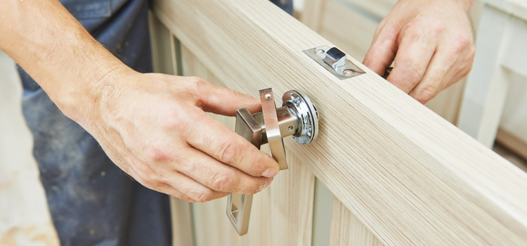 interior door repair Calipatria